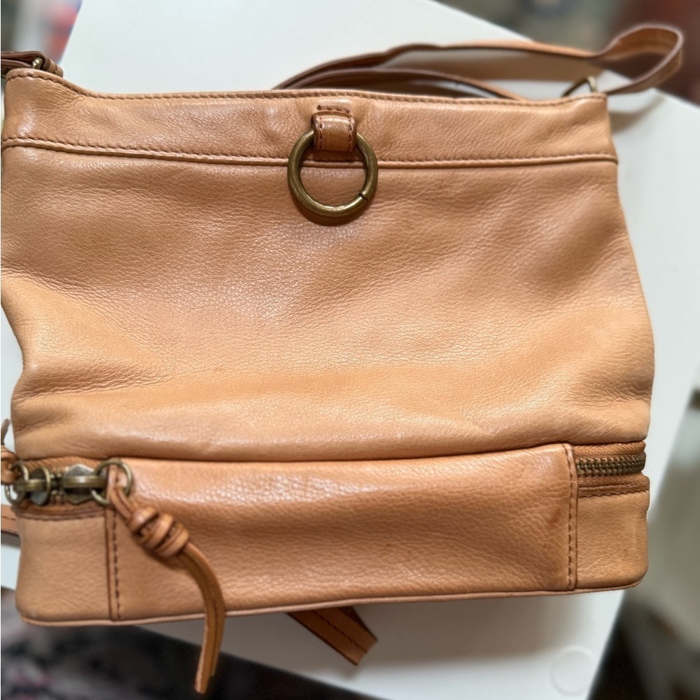MARGOT Tan Leather Shoulder Bag Crossbody - Picture 2 of 8